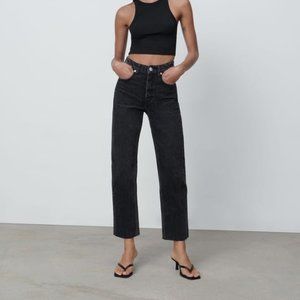 ZARA HI-RISE STRAIGHT LEG JEANS